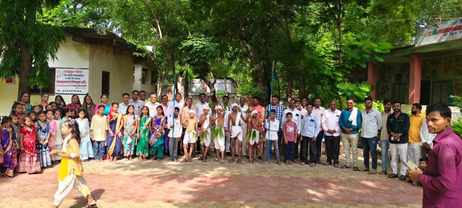 सावखेडा जिल्हा परिषद शाळा सावखेडा बुद्रूक ग्रामपंचायत, ग्रा.पं.सावखेडा खुर्द येथे आदिवासी दिन उत्साहात साजरा
