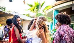 Sisters Land Fashion Role on the Cover of Bestseller Magazine