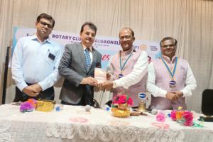 रोटरीच्या सेवाभावी कार्याचा उत्सव साजरा करा -रोटरी क्लब ऑफ जळगाव एलिटच्या कार्यक्रमात डी.जी. डॉ.राजेश पाटील यांचे मार्गदर्शन . 