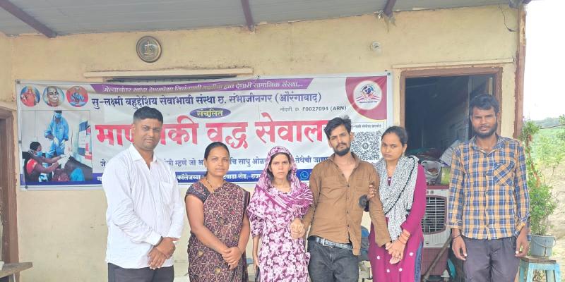रेल्वे पोलिसांना बेवारस अवस्थेत सापडलेल्या बिहार राज्यातील तरुणाला माणुसकी वृद्ध आश्रमाने दिला सहारा.