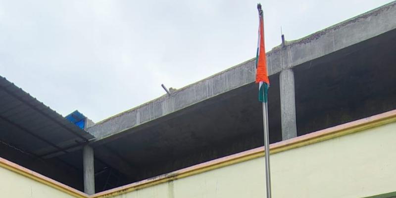 ब.ज. हिरण विद्यालयात स्वातंत्र्यदिन उत्साहात साजरा..