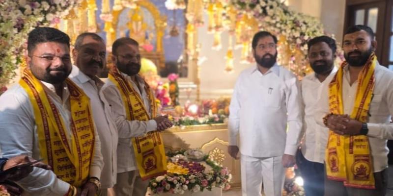 राज्याचे उपमुख्यमंत्री एकनाथ शिंदे यांच्या नंदनवन निवासस्थानी गणरायाचे दर्शन....