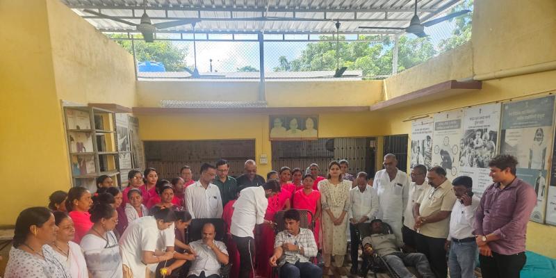 कजगाव प्राथमिक आरोग्य केंद्रात रक्तदान शिबिर उत्साहात संपन्न